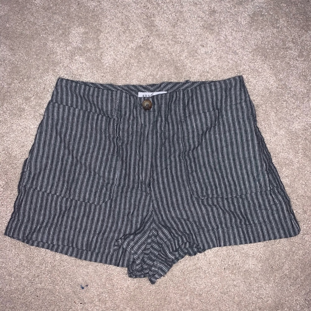 SOCIALITE super cute striped shorts